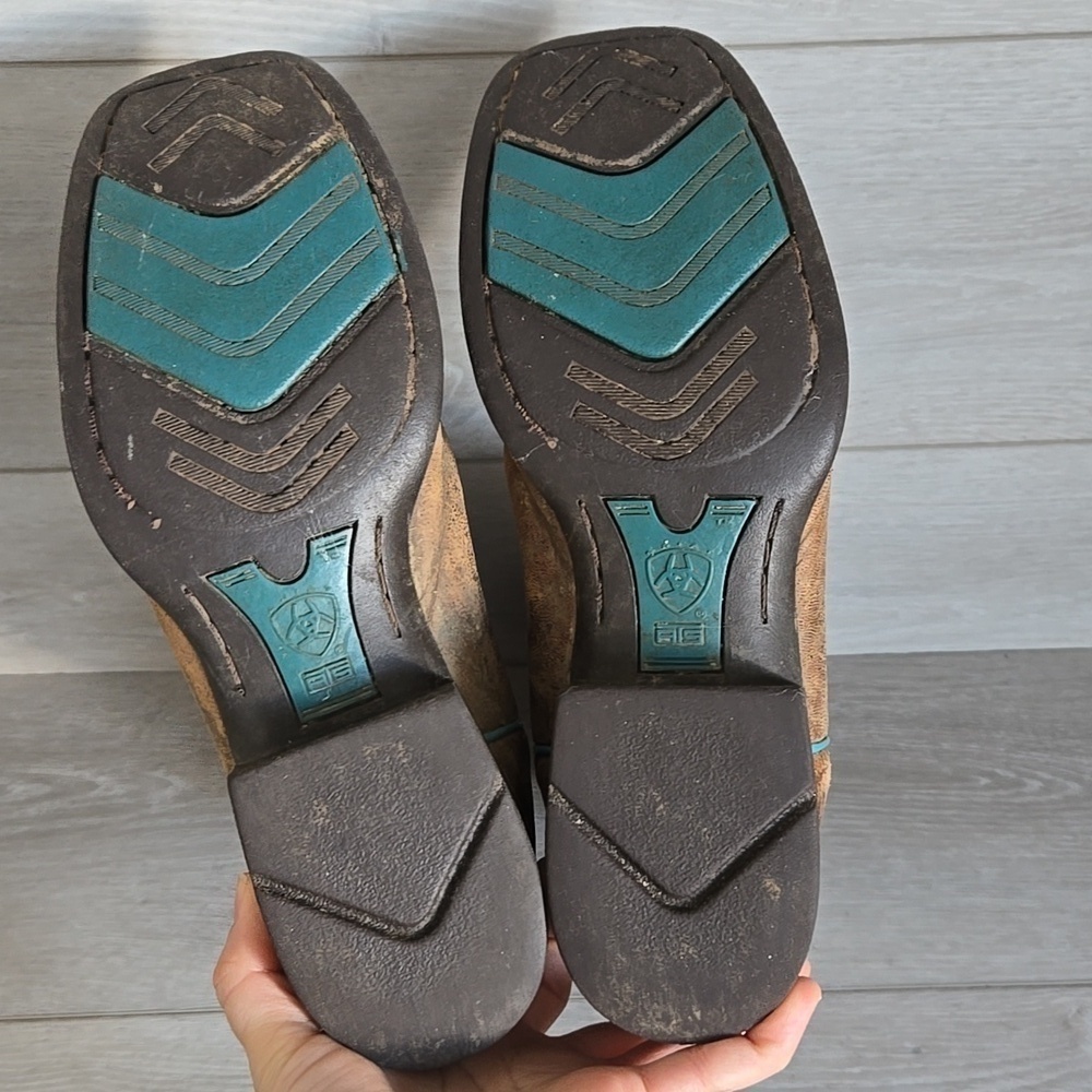 Sold Ariat Women 10008017 Brown & Teal Western Boots Square Toe Shoes Sz 9B - Picture 15 of 16